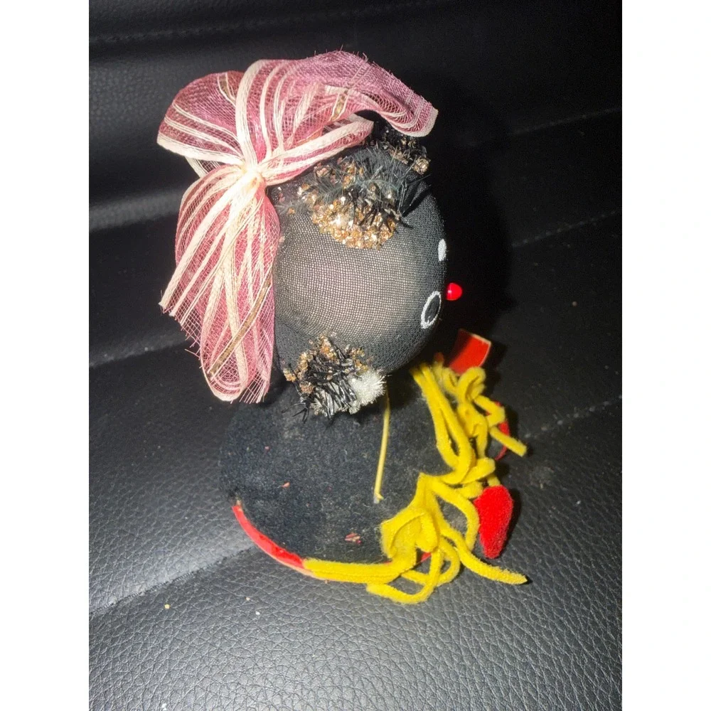 Mid-Century Japanese Novelty Stockinette Doll Vintage‎ Yarn Skirt Collectible